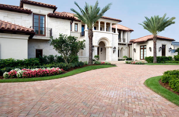 Best Residential Driveway Paver Services  in Lewistown, IL